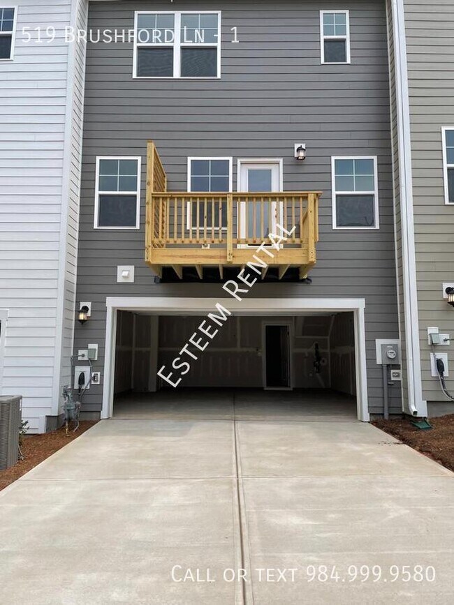 Building Photo - 519 Brushford Ln