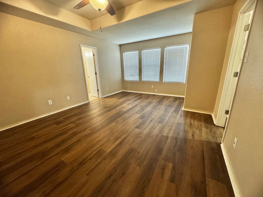 Building Photo - 8642 Brisa Royale