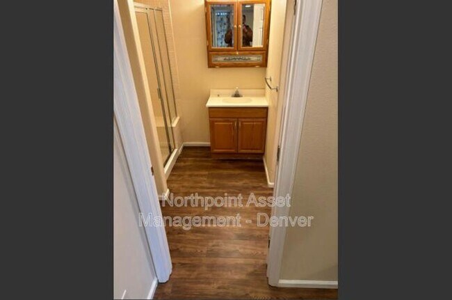Building Photo - 3 BR/3BA | Newly Renovated Single Family Home |  Back Deck | In Highlands Ranch!
