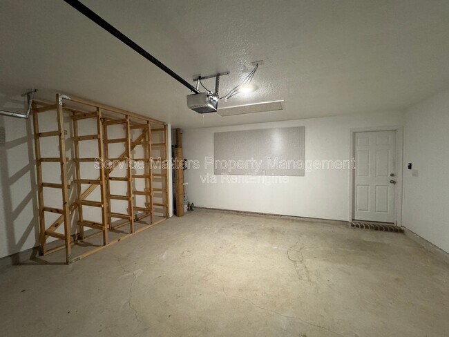 Building Photo - 4420 Winged Elm Ct