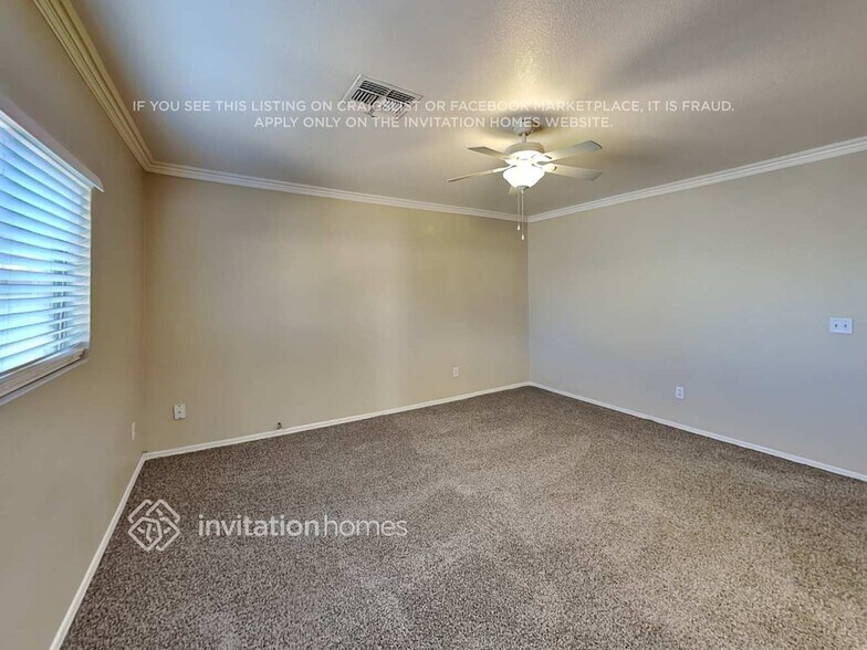 Building Photo - 11610 W Charter Oak Rd