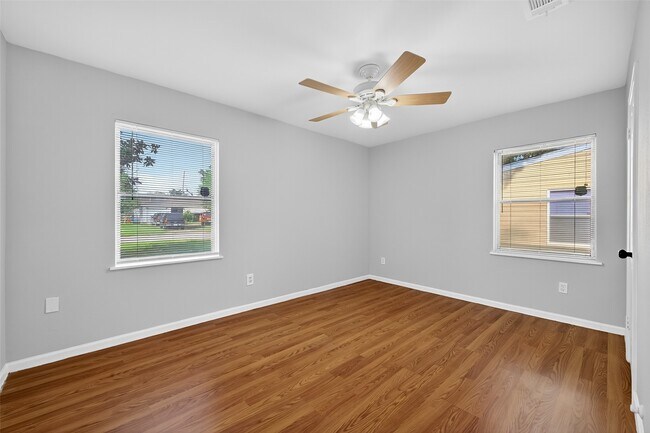 Building Photo - 6741 Feldspar St