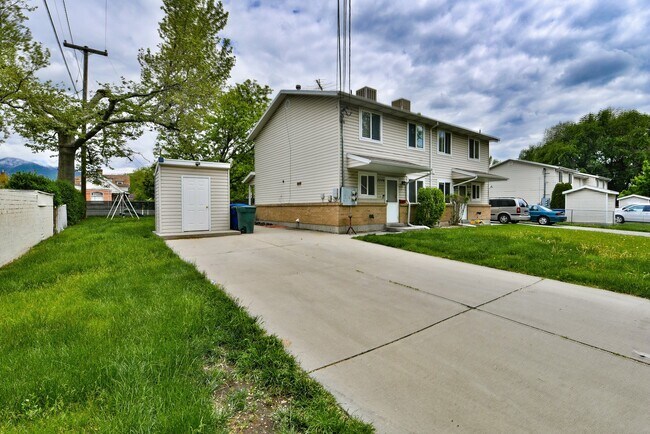 Building Photo - 2270 S 700 E