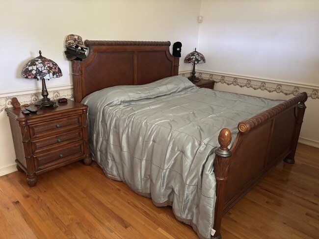 Building Photo - 36740 Shore Dr