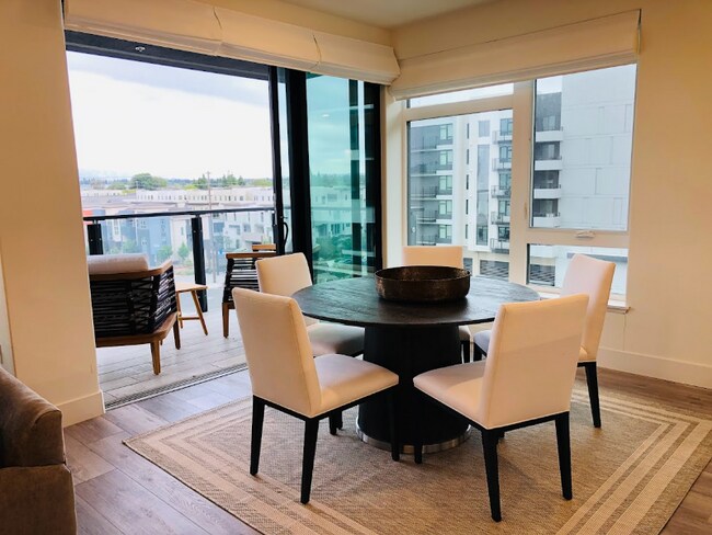 Building Photo - 3578 Rambla Pl