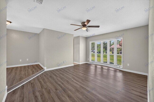 Building Photo - 5708 Stone Dr