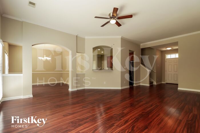 Building Photo - 9661 Pebble Creek Blvd