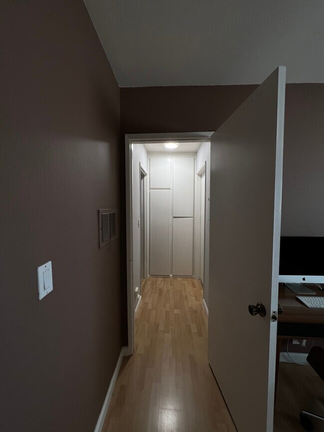 Bedroom hallway - 3010 Montrose Ave