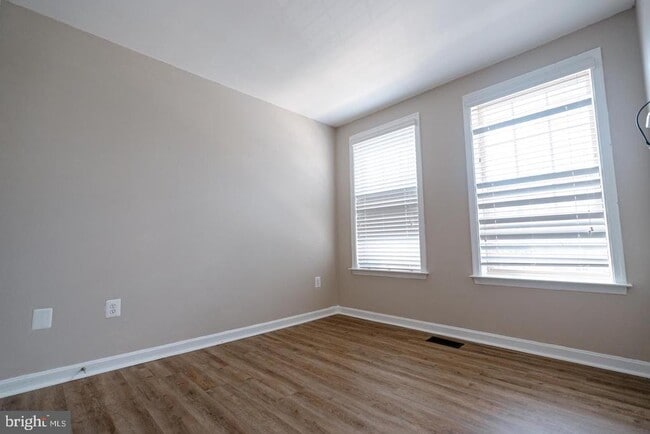 Building Photo - 15520 Lady Lauren Ln