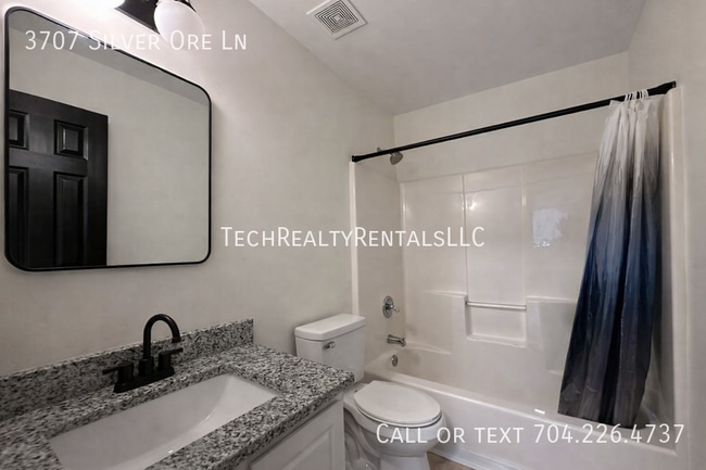 Building Photo - 3707 Silver Ore Ln