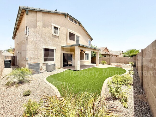 Building Photo - 16111 W Winslow Dr