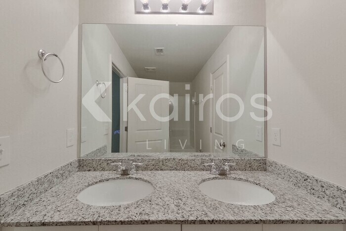 Building Photo - 9119 Aegean Cir