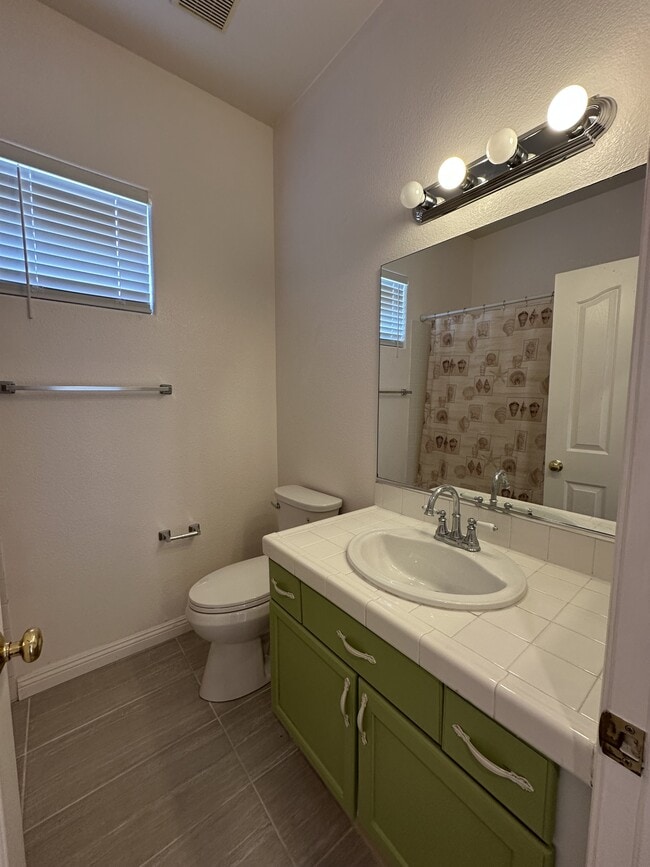 Building Photo - 9156 Sangria Ln