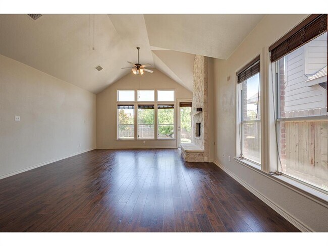 Building Photo - 13925 Fallsprings Way