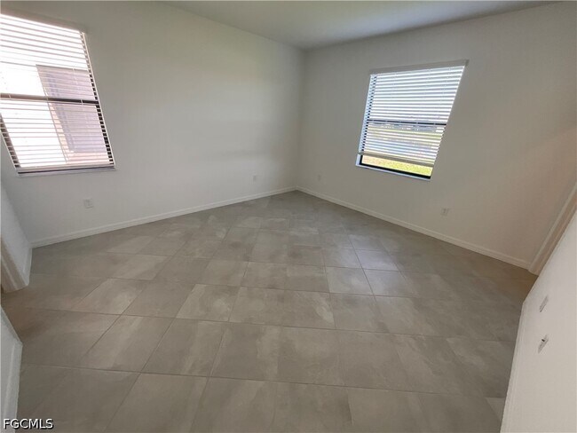 Building Photo - 14570 Palamos Cir