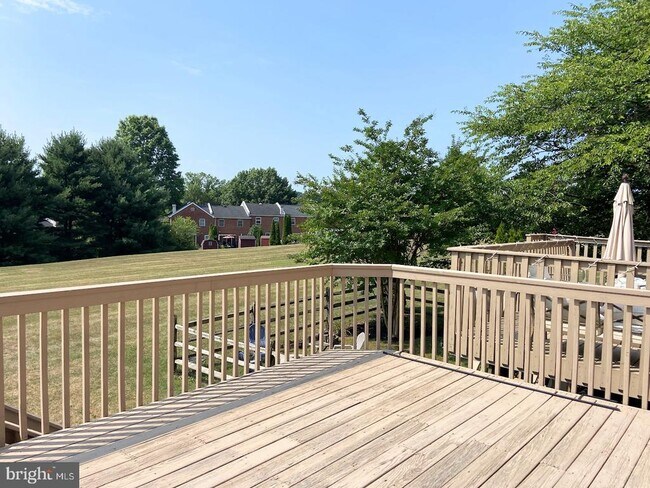Building Photo - 203 S Snowdon Ct