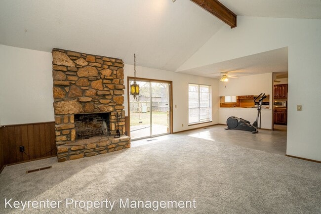Building Photo - 3 br, 2 bath House - 1810 W 64th St