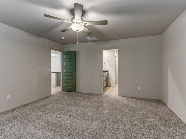 Building Photo - 10645 SW 18th St