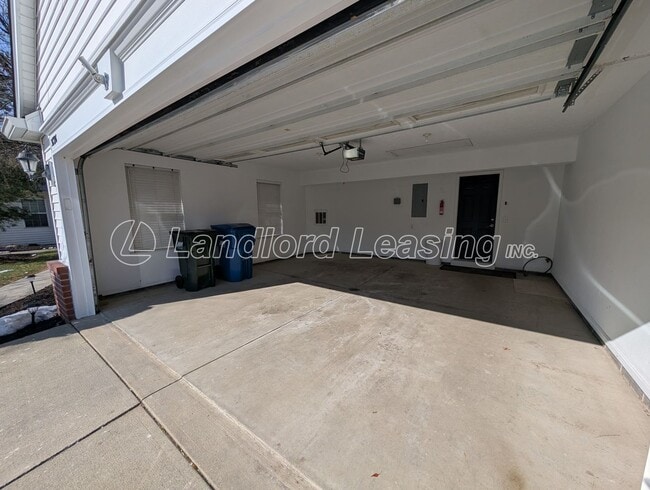 Building Photo - French Creek Reserve Condo with Vaulted Ceilings & Skylights
