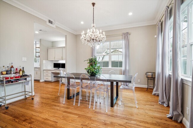 Building Photo - 1502 Whispering Pines Dr