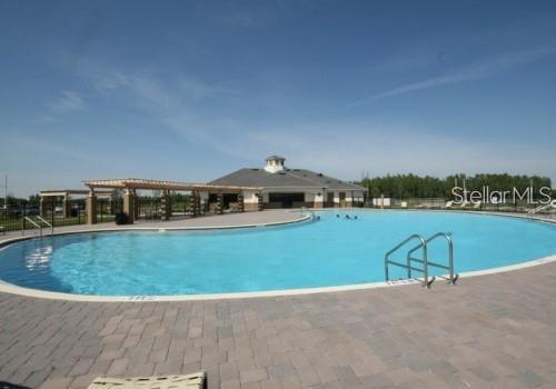 Building Photo - 3048 Chessington Dr