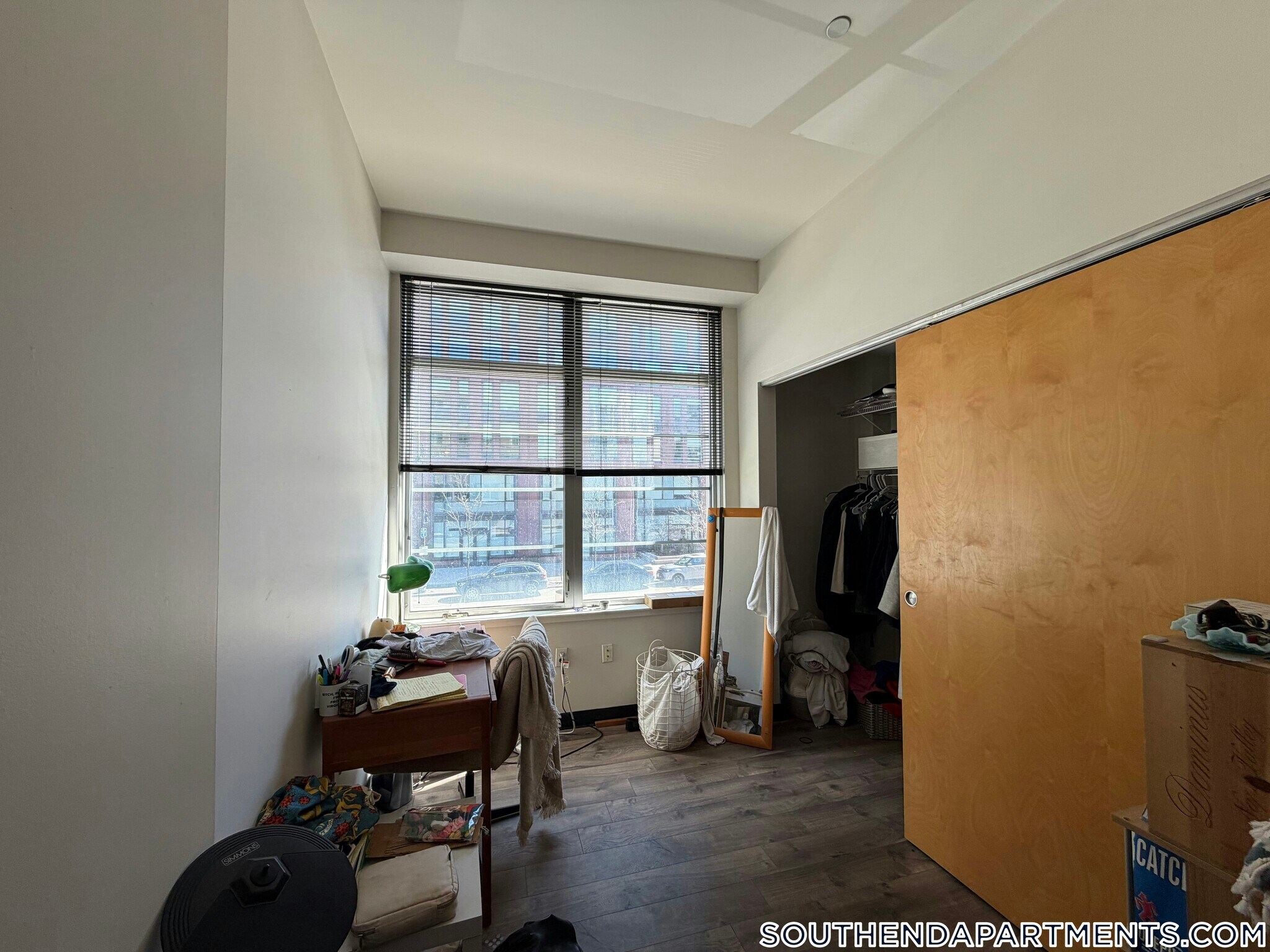 Building Photo - 160 E Berkeley St