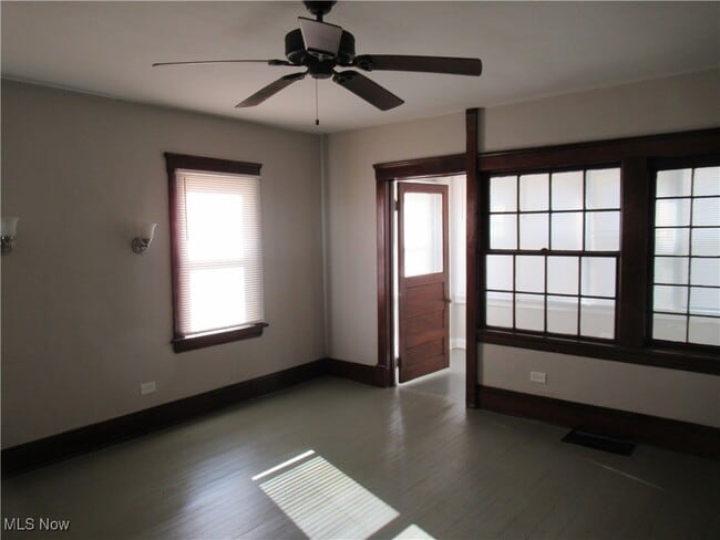 Building Photo - 1343 Churchill Rd