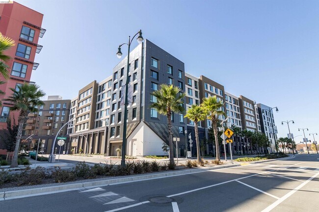 Building Photo - 260 Brooklyn Basin Wy