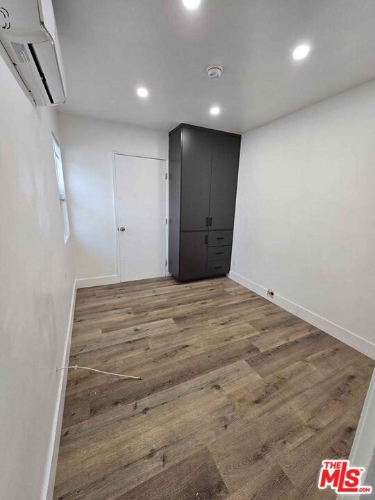 Building Photo - 14123 Califa St