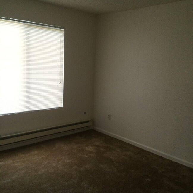 Building Photo - 3948 Clear Acre Ln