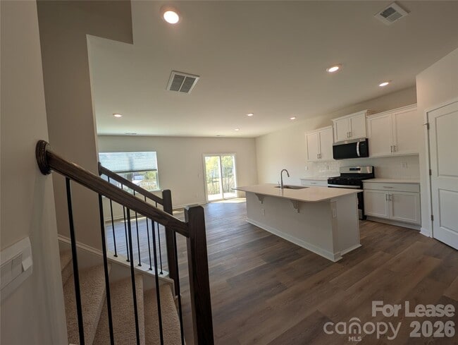 Building Photo - 3433 Austin Duncan Dr