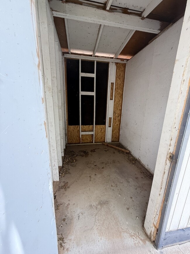 Building Photo - 2135 Garrison Rd