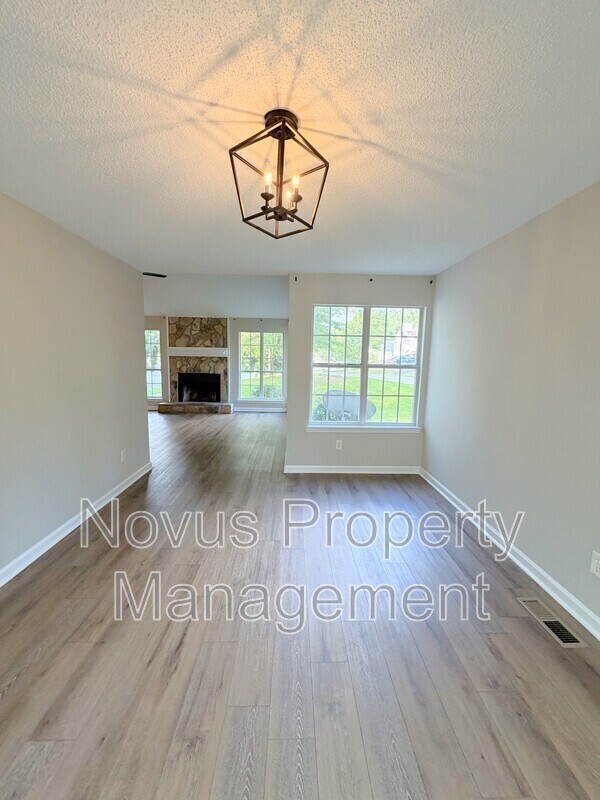 Building Photo - 177 Melleray Ct