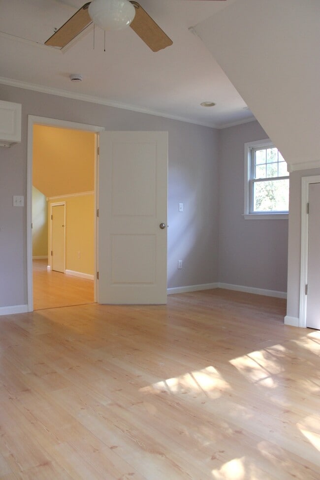 Building Photo - 306 Daniel Dr