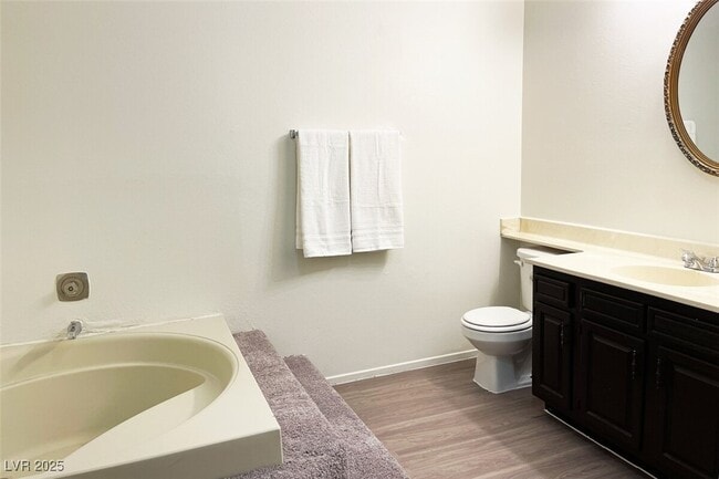 Building Photo - 4650 Koval Ln