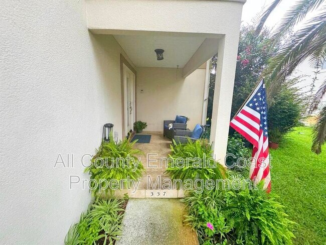 Building Photo - 337 Tequesta Dr