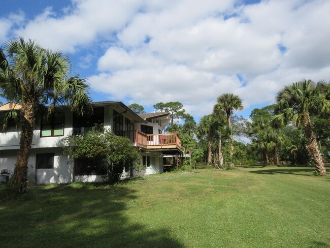 Building Photo - 1464 Gallop Dr