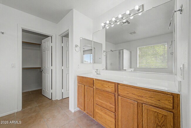 Building Photo - 14165 W Crocus Dr