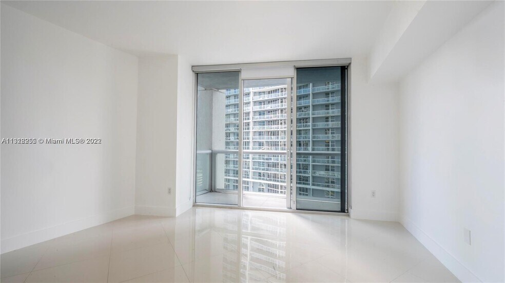 Building Photo - 475 Brickell Ave