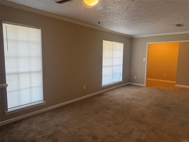 Building Photo - 1206 Kingston Green Dr