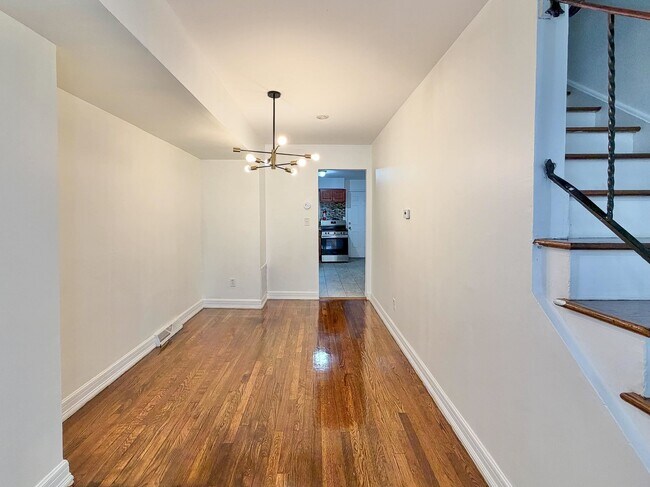 Building Photo - 8 Van Nostrand Ave