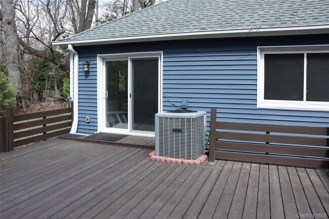 Building Photo - 3675 Old Yorktown Rd