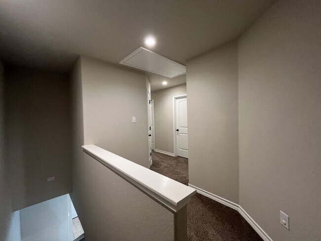 Building Photo - 6310 Luglio Ln