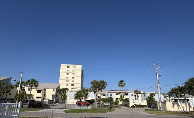 Building Photo - 700 Golden Beach Blvd