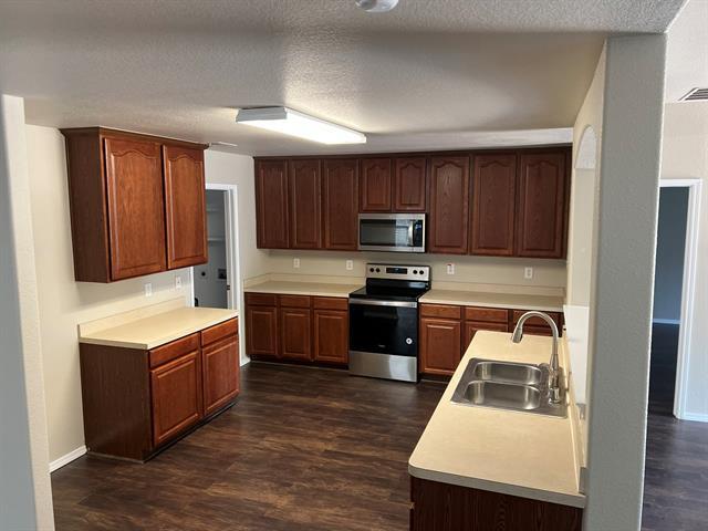 Building Photo - 1717 Grassy View Dr
