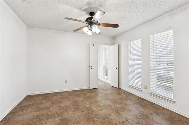 Building Photo - 1616 Tampico Dr