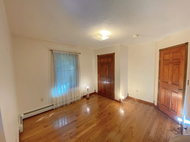 Building Photo - 48 Briarwood Rd