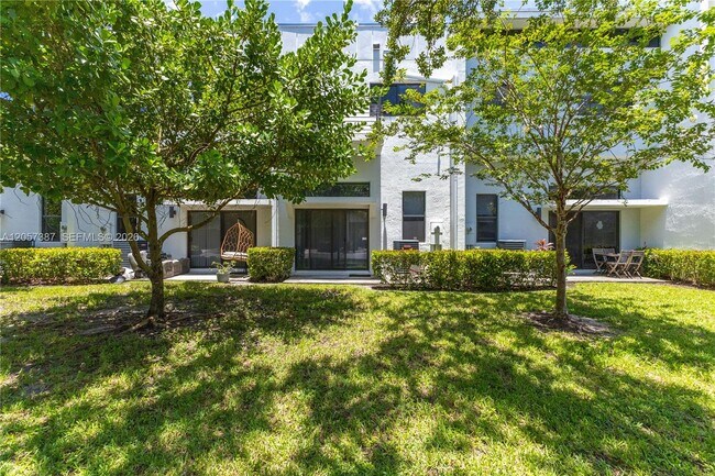Building Photo - 4444 NW 9th St.