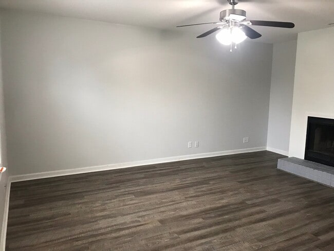 Building Photo - 1661 Baltimore Dr