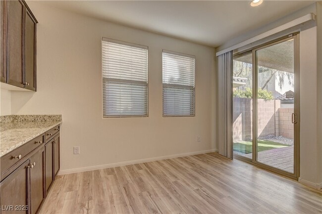 Building Photo - 10156 Ruggles Mansion Ave